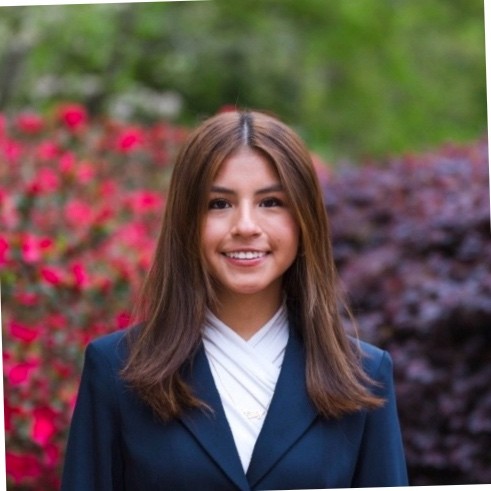 Photo of Ari Gomez